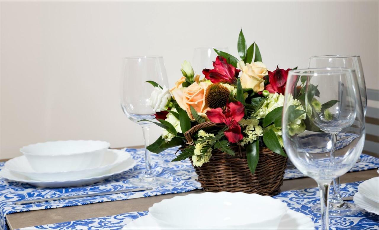 Melior-1 Apartment กัลเป ภายนอก รูปภาพ